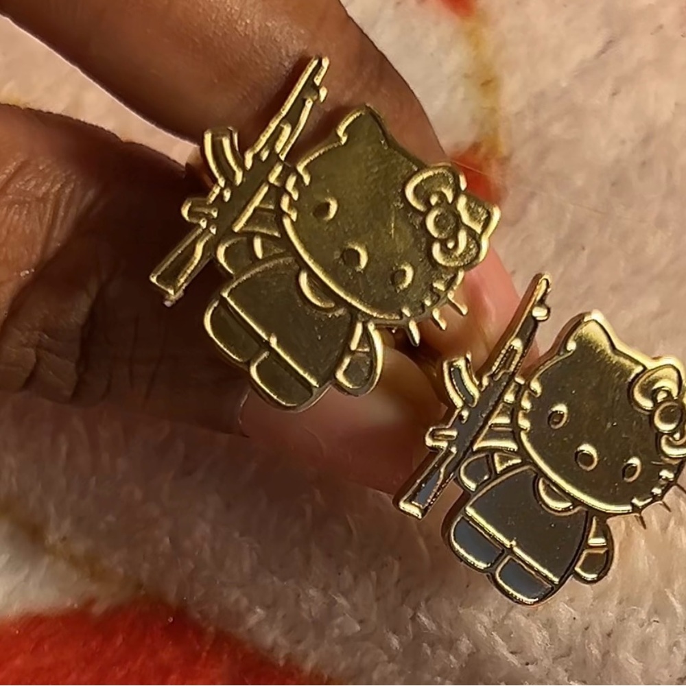 Hello Kitty Gold rings